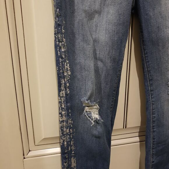 Donated - Picture 6 of 9